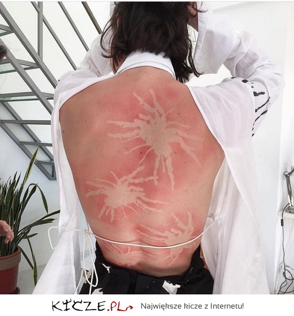 To słońce robi najgorsze tatuaże!